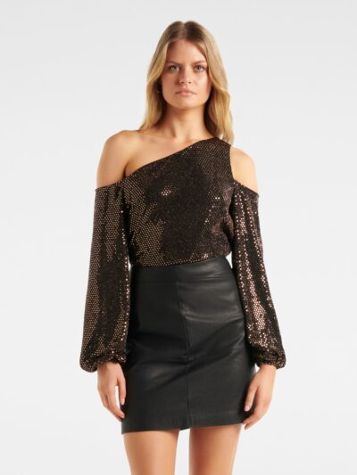 Maddy Metallic Tipped Shoulder